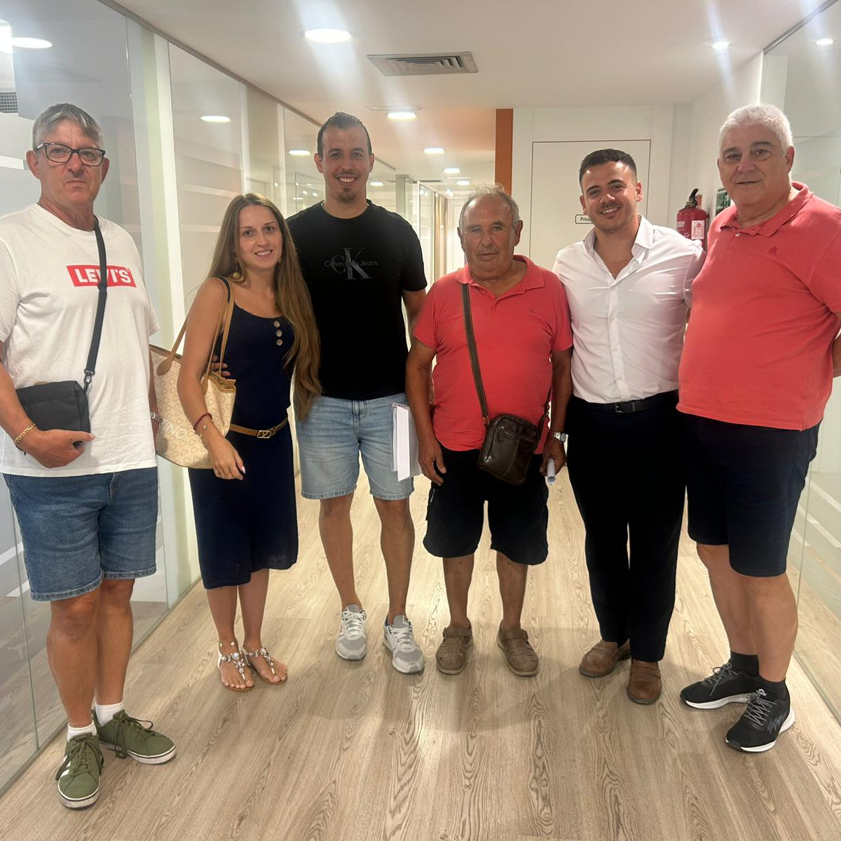 asesor inmobiliario en Almería asesor inmobiliario en Almería,agente inmobiliario en Almería,experto en compra y venta de viviendas en Almería,inmobiliaria en Almería de confianza,asesor inmobiliario WhatsApp Image 2025-09-03 at 10.18.58